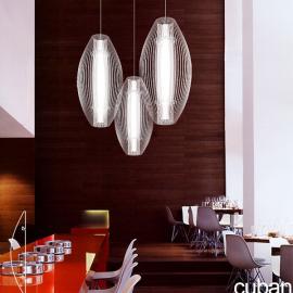 精致的线框吊灯