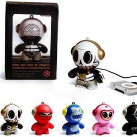 iPod新款便携扬声器用卡通型设计