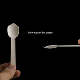 美味一滴不剩 - 牛奶餐勺