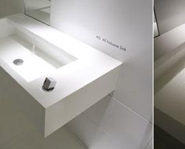 没有水龙头的水槽