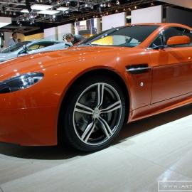 阿斯顿马丁V8 Vantage N400 Roadster