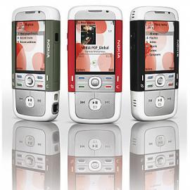 诺基亚智能手机5700