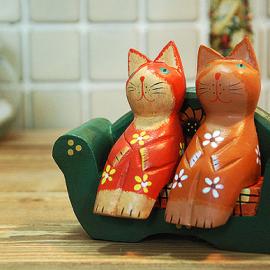 韩剧中的可爱彩绘木质猫摆件