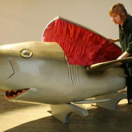 死亡也奇幻－形形色色的卡通版棺材设计