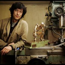 手工制造的一个活动关节金属机器人