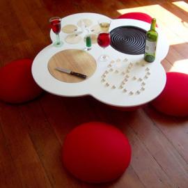 耳目一新的: 家庭互动美食中心