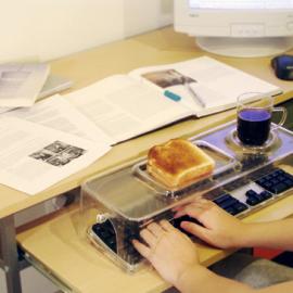 产品设计：食品托盘键盘