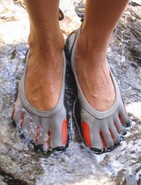 鞋的创意设计-----FiveFingers