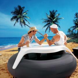 Dirk Wynants 设计的充气垫桌椅