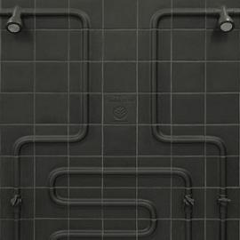 覆盖水管的瓷砖