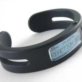 提防疲劳驾驶的橡胶概念手表