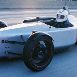 SUB三轮交通工具及制做过程