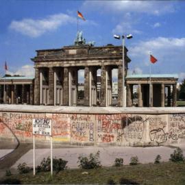 柏林墙―世界上最大的涂鸦(多图)