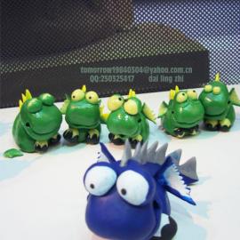 [网友投稿]可爱彩陶小恐龙－为漫展而做