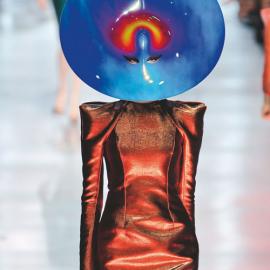 2012最惊世骇俗头饰