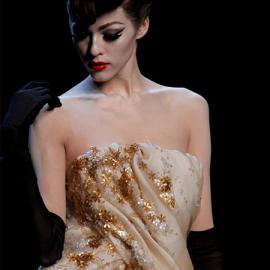 2011春夏高级定制细节赏析:3D花朵元素