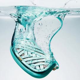 Burberry推出全新Brights包系列