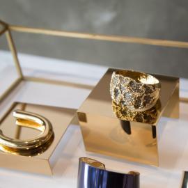 Chloe 2015春季系列散发城市女性高雅气质