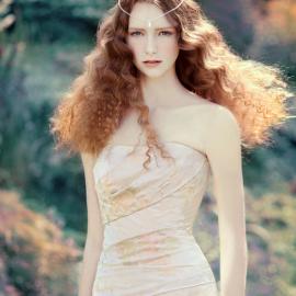 Alena Goretskaya婚纱礼服设计