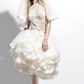 YolanCris 2013婚纱礼服：切尔西女孩