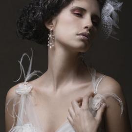 葡萄牙BEAUTY FOR WEDDING MAGAZINE美容杂志的婚纱新娘摄影