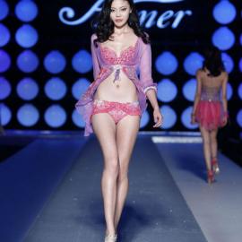 魅惑-爱慕2011春夏内衣发布会