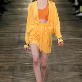 橙色诱惑--2011巴黎春夏女装