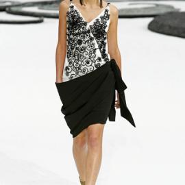 Chanel 2011 S/S RTW-- 春夏女装成衣（黑色系列）