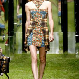 Versus 2011 S/S RTW --春夏女装成衣