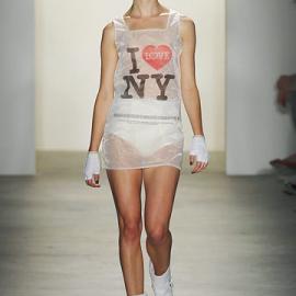 Jeremy Scott 2011春夏秀场