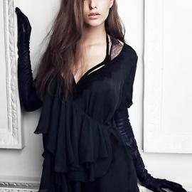 2011 Julien Macdonald 度假系列