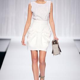 【MILAN】2010 S/S RTW 春夏 女装成衣 -- Fendi