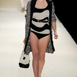 【LONDON】2010 S/S RTW 春夏 女装成衣 -- Jaeger London