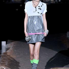 【MILAN】2010 S/S RTW 春夏 女装成衣 -- Dsquared2