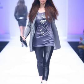 “尹默”2010春夏时装发布会