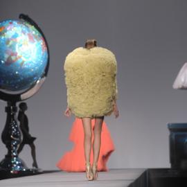 巴黎V&R2010春夏发布会