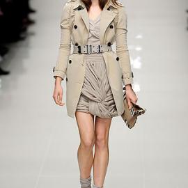 【London 伦敦】2010 S/S RTW 春夏女装成衣 -- Burberry Prorsum