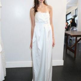 2010 婚纱时装发布：Thread