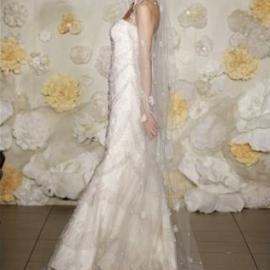 2010 婚纱时装发布：Lazaro