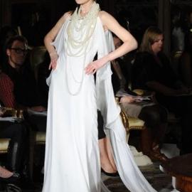 2010 婚纱系列发布：Douglas Hannant