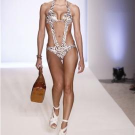 2010迈阿密泳装时装周：AQUA DI LARA