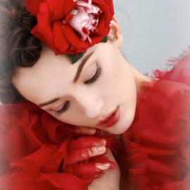 marcella zaccaria09婚纱耍艳