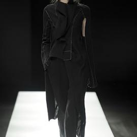 2009 S/S RTW 春夏女装成衣 -- Yohji Yamamoto
