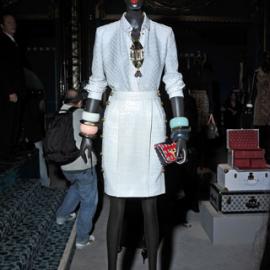 2009 S/S RTW 春夏女装成衣 -- Loewe