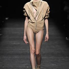2009 S/S RTW 春夏女装成衣 -- Haider Ackermann