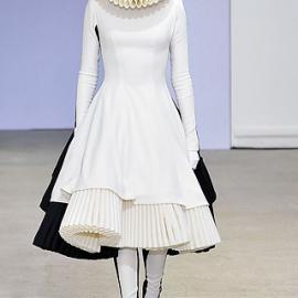 2009 S/S RTW 春夏女装成衣 -- Gareth Pugh