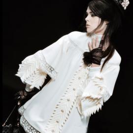 香奈儿发布08巴黎/伦敦系列大片