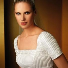 欧式复古婚纱 这个春季一起优雅来怀旧