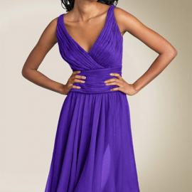 华贵动人的紫色小礼服 做个神秘女郎