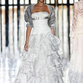 Pepe Botella婚纱 蕾丝对撞小皮草